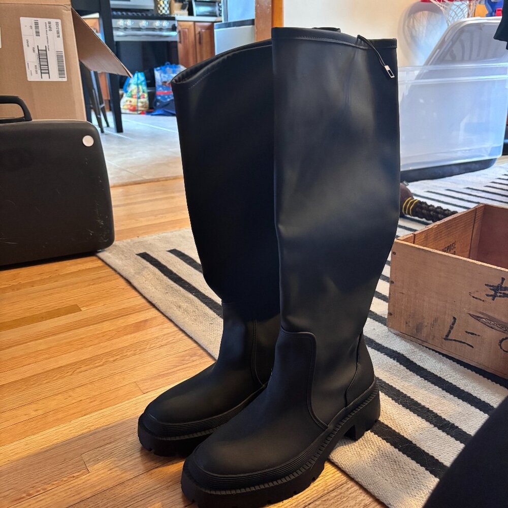 Zara FLAT RUBBERIZED KNEE HIGH BOOTS